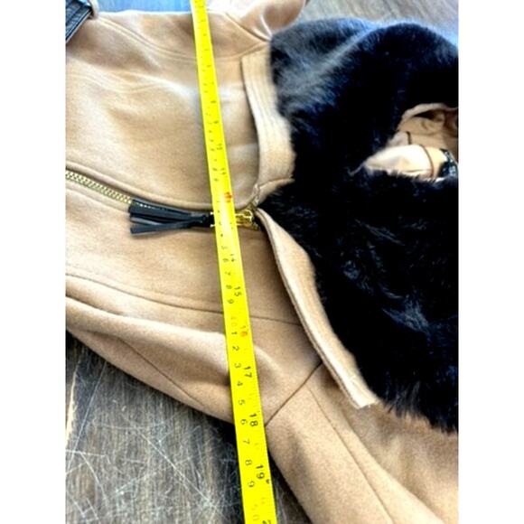 "VIA SPIGA" Stunning Wool Coat, Faux Fur Trim, Asymmetrical Zipper,Belted,8 - Picture 7 of 16